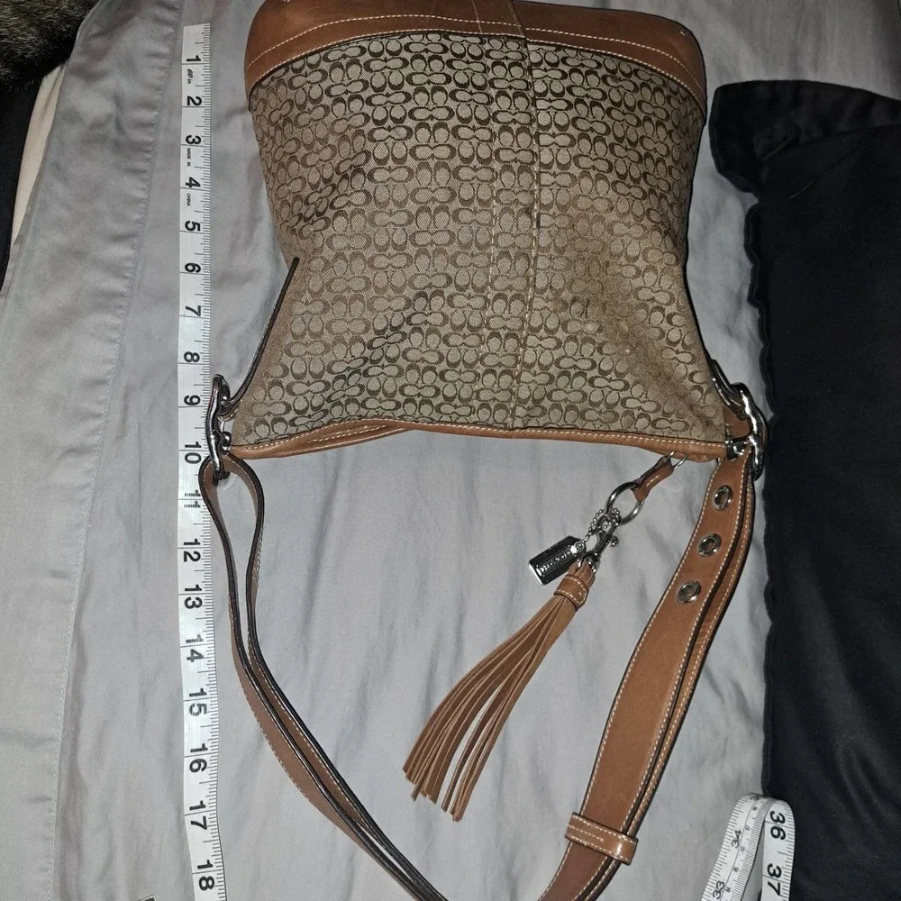 CLASSIC Coach Brown & Camel leather thick straps large buckles